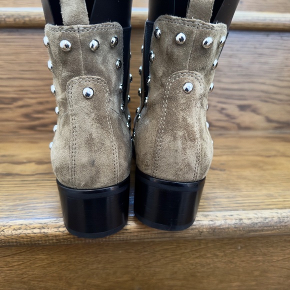 Marc Fisher Studded Chelsea Boot Taupe Suede 8.5 NWOT - Picture 6 of 10
